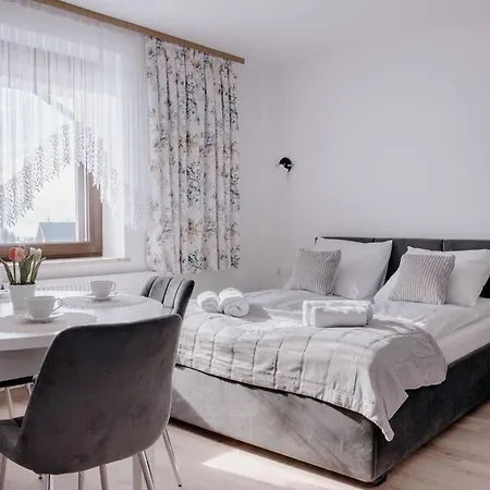 Pieninska Aura Appartement *